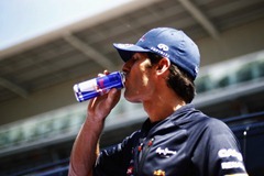 Mark_Webber-Drinking-Red_Bull