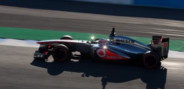 Jenson_Button-F1_Tests-Jerez_2013-02.jpg