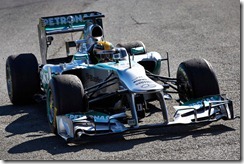Lewis_Hamilton-F1_GP-2013_Jerez_Testing-01