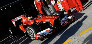 Pedro_de_la_Rosa-F1_Tests_Jerez_2013-02.jpg