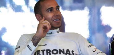 Lewis_Hamilton-F1_GP_Australia_2013-01.jpg