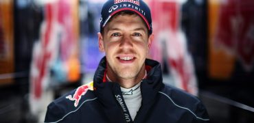 Sebastian_Vettel-Infinity_Reb_Bull_Racing.jpg