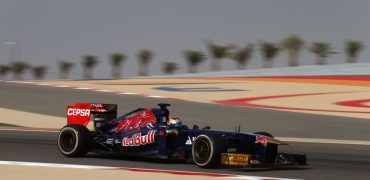 Jean-Eric_Vergne-F1_GP-Bahrain_2013-01.jpg