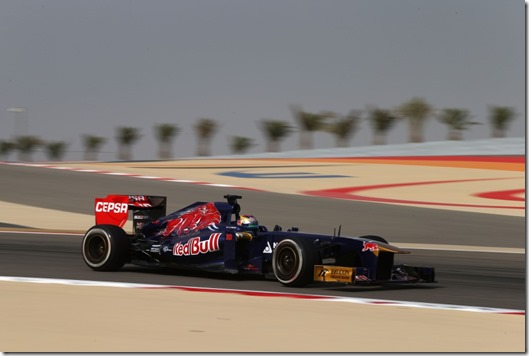Jean-Eric_Vergne-F1_GP-Bahrain_2013-01