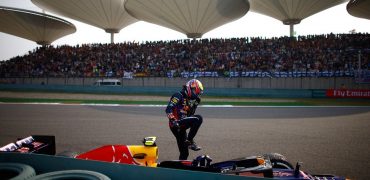 Mark_Webber-F1_GP_China_2013-03.jpg