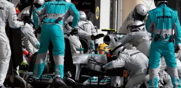 Mercedes_GP-F1_GP-Bahrain_2013.jpg