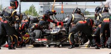 Kimi-Raikkonen-Canadian_GP-PitStop.jpg