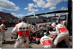 Sergio Perez makes a pit stop