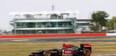 Nicolas-Prost-YDT-Silverstone.jpg