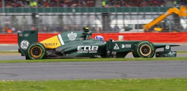 Vitaly_Petrov-Caterham_F1_Team.jpg