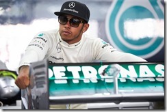 Lewis_Hamilton-Japanese_GP-P01