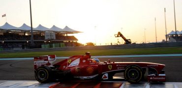 Fernando_Alonso-Abu_Dhabi-GP-R02.jpg