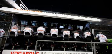 Vodafone-McLaren-Mercedes-PitWall-Abu-Dhabi.jpg