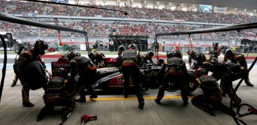 Lotus_F1_Team-PitStop-Indian_GP.jpg