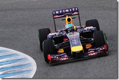 Sebastian_Vettel-RB10-Jerez