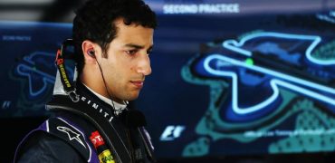 Daniel_Ricciardo-Malaysian_GP-2014-F01.jpg