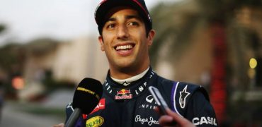 Daniel_Ricciardo-RBR-Bahrain_tests.jpg