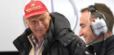 Niki_Lauda-Mercedes_GP-Bahrain.jpg