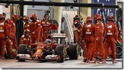 Fernando_Alonso-Bahrain-2014-PitStop