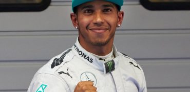 Lewis_Hamilton-Chinese_GP-2014-S02.jpg