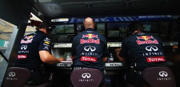 Red_Bull_Racing-PitWall.jpg