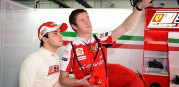 Rob_Smedley-with-Felipe_Massa.jpg