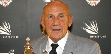 Sir_Stirling_Moss.jpg