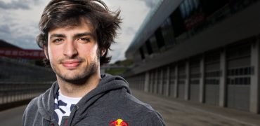 Carlos_Sainz_jr-Red_Bull_Junior_Team.jpg