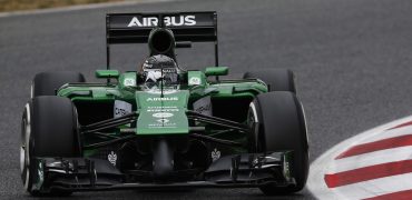 Kamui_Kobayashi-Caterham-2014-Tests.jpg