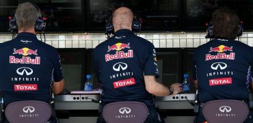 Red_Bull-Pitwall-Bercelona_Tests.jpg