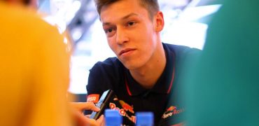 Daniil_Kvyat-Austrian_GP-2014-S01.jpg