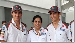 Monisha_Kaltenborn-and-Sauber-drivers