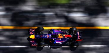 Sebastian_Vettel-Monaco_GP-2014-R05.jpg