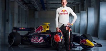 Max_Vesrtappen-Red_Bull.jpg