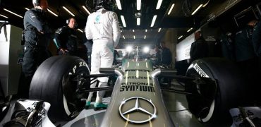 Mercedes_GP-AMG-Garage-Spa-2014.jpg