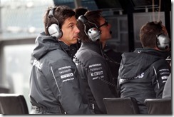 Mercedes_GP-Pitwall-Belgium_GP-2014