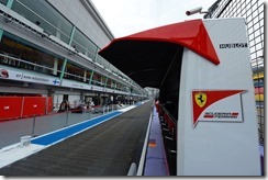 Ferrari-Pitwall-Singapore