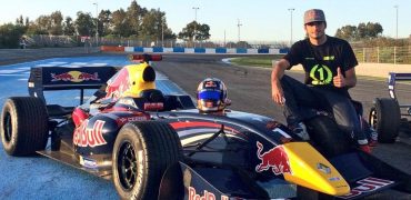 Carlos_Sainz_Jr-WSR-2014-Champion.jpg