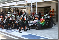 Force_India-Russian-GP-2014-PitStop