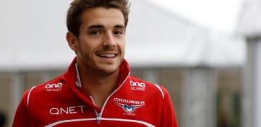 Jules_Bianchi-Japanese_GP-2014-S01.jpg