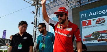 Fernando_Alonso-Ferrari.jpg