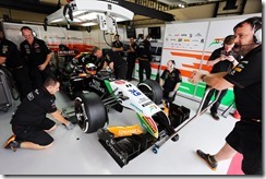 Force_India-Garage-Brazilian_GP-2014