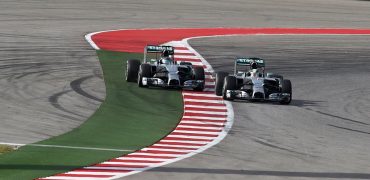 Lewis_Hamilton-Nico_Rosberg-US_GP-2014.jpg