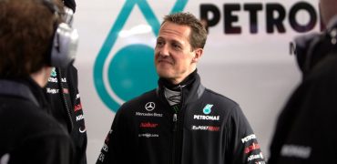 Michael_Schumacher-Barcelona-2011-T01.jpg