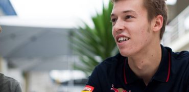 Daniil_Kvyat-RBR.jpg