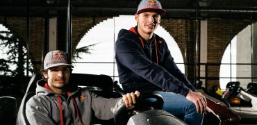 Max-Verstappen-Carlos-Sainz-Toro-Rosso.jpg