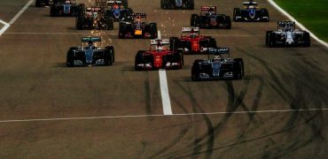 Bahrain GP 2015 Race Start