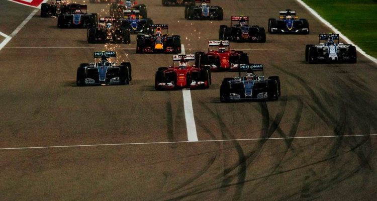 Bahrain GP 2015 Race Start