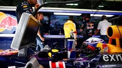 Daniel-Ricciardo-18042015