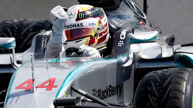 Lewis-Hamilton-05071502